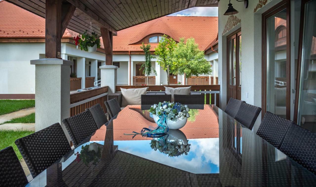 Bed and Breakfast Szabolcs Vezer Panzio Zewnętrze zdjęcie